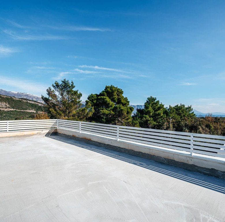 Three Stunning Villas with a Shared Pool — Montenegro