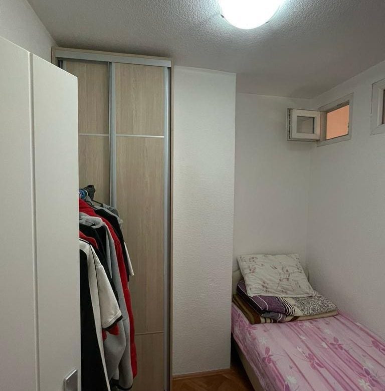 Nowoczesne miejskie życie w sercu Baru — Czarnogóra