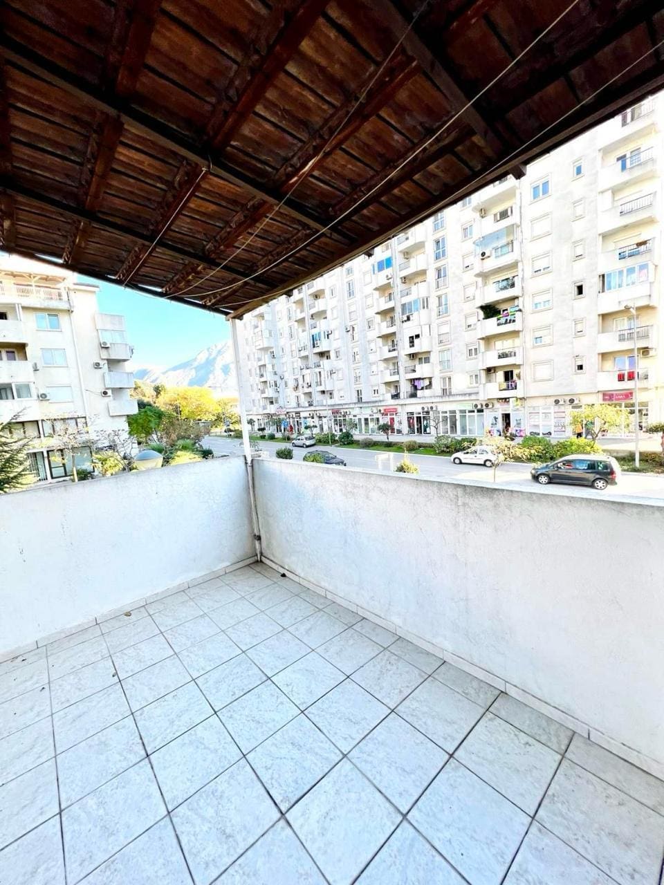 Karadağ Şehir Merkezinde Satılık Daire — Karadağ