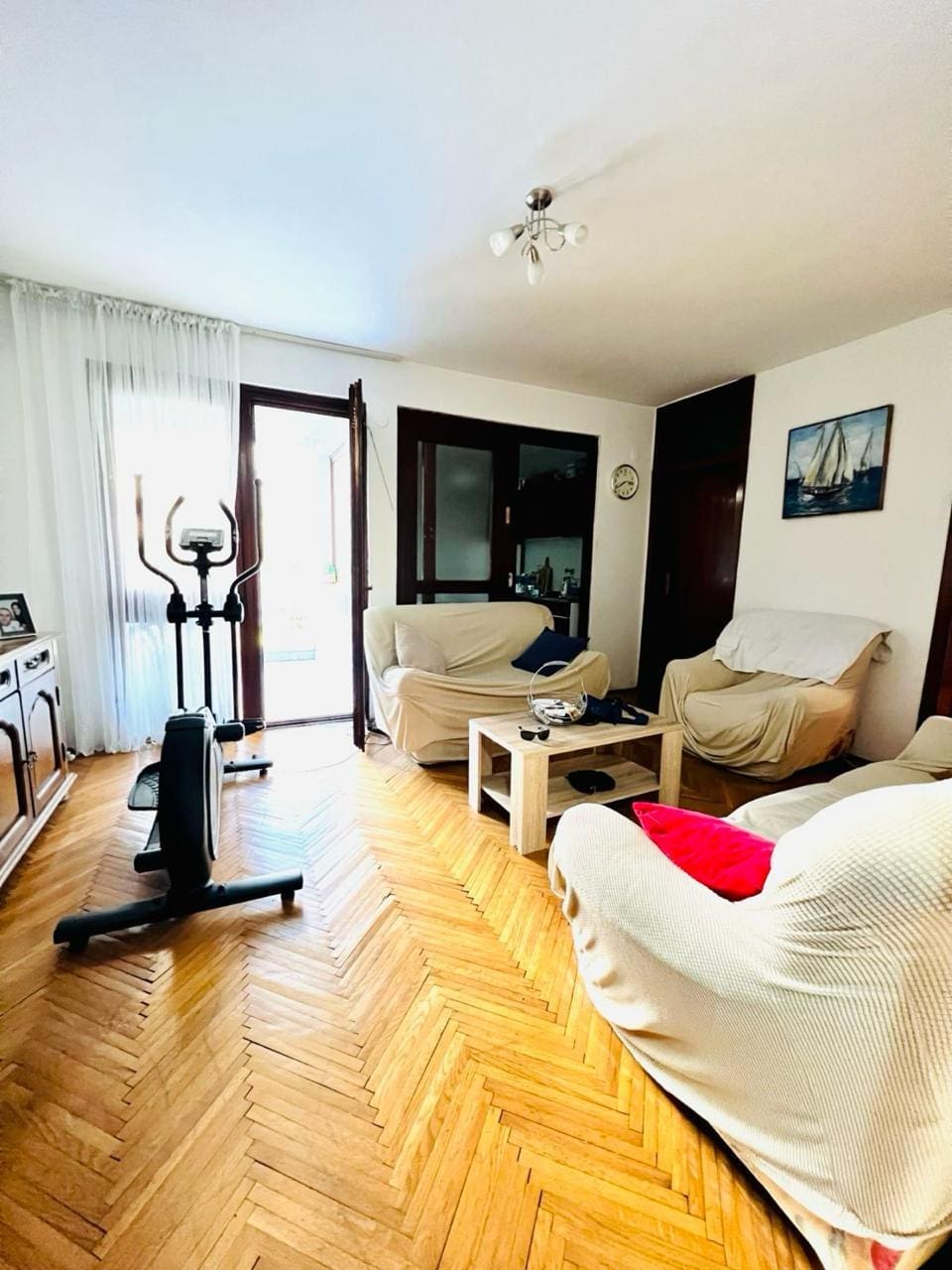 Karadağ Şehir Merkezinde Satılık Daire — Karadağ