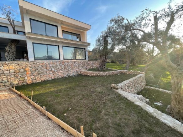 New Sea View House in Bar