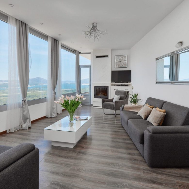 Luxurious Villa with Panoramic Views in Tivat — Montenegro