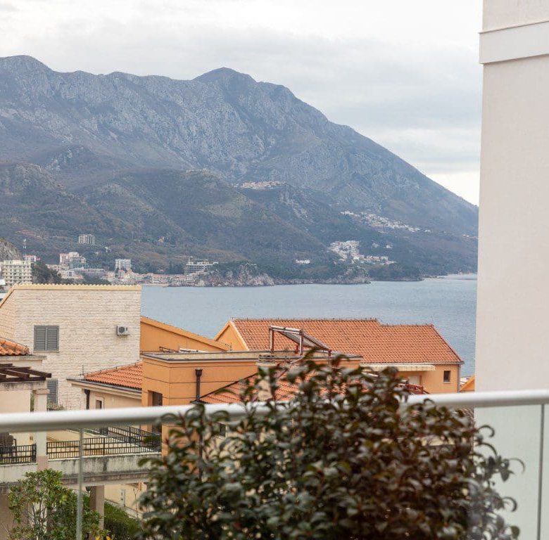 Montenegro-Luxury Villa Oasis with Pool in Becici | Sea View — Montenegro