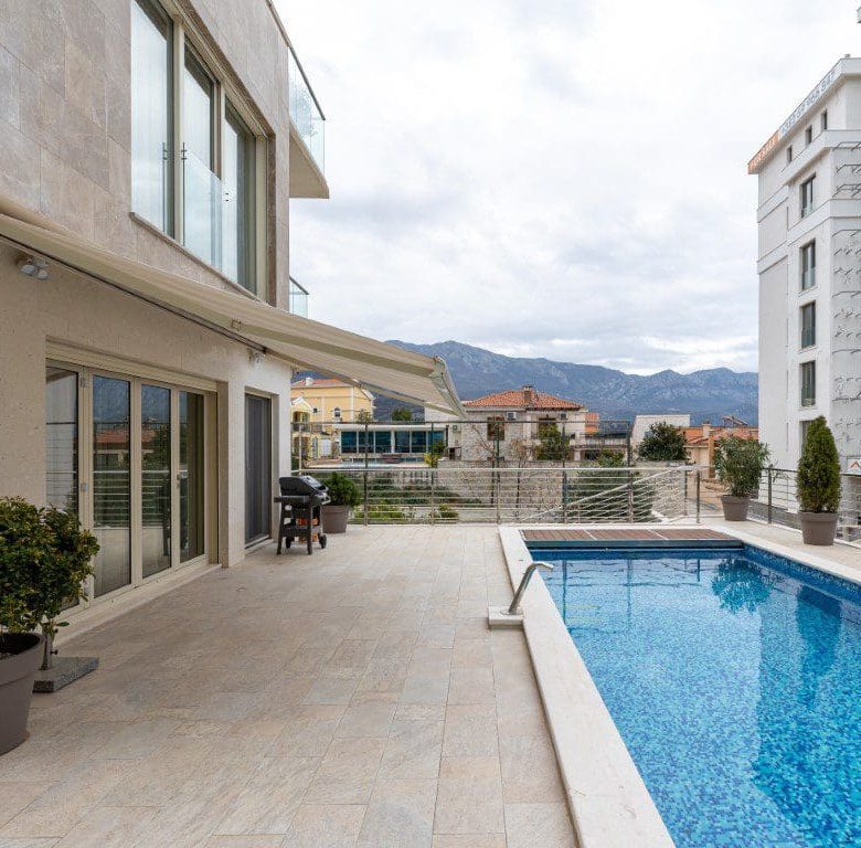 Montenegro-Luxury Villa Oasis with Pool in Becici | Sea View — Montenegro