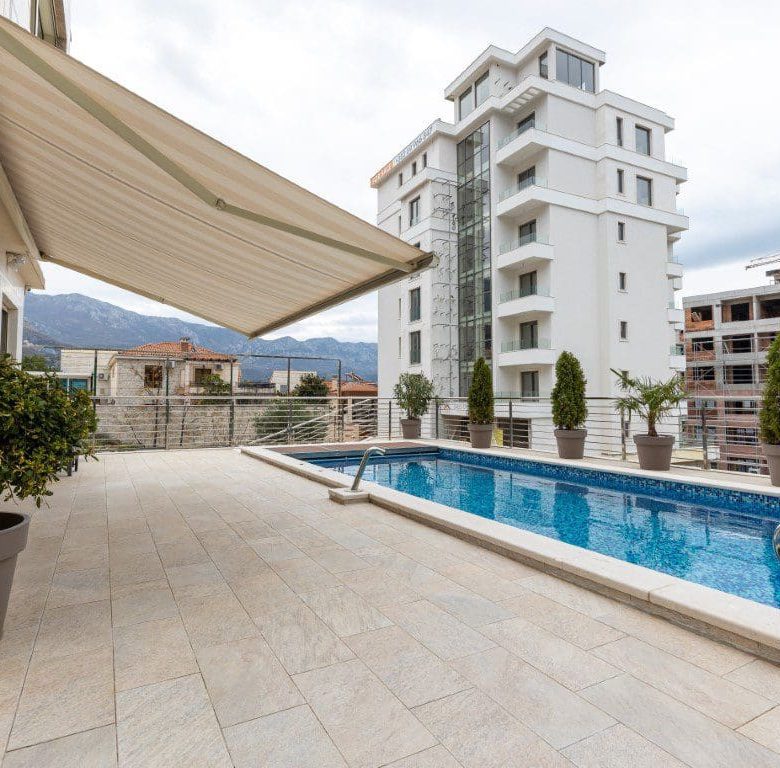 Montenegro-Luxury Villa Oasis with Pool in Becici | Sea View — Montenegro