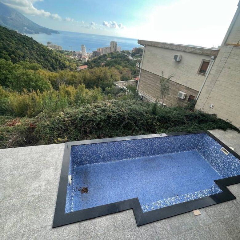 Montenegro Luxury Villa Oasis with Pool in Ivanovici, Montenegro