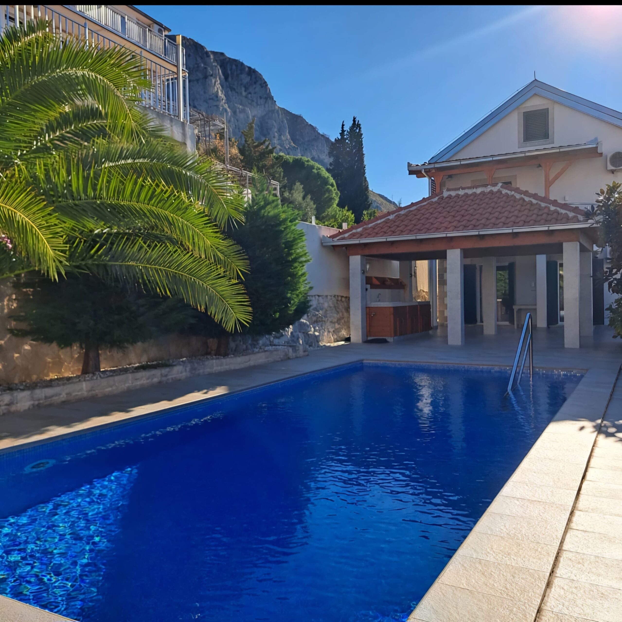 Villa With Pool For Sale In Blizikuce