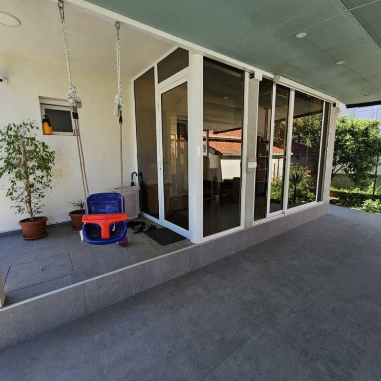2-Bedroom House for Sale in Dobra Voda, Montenegro