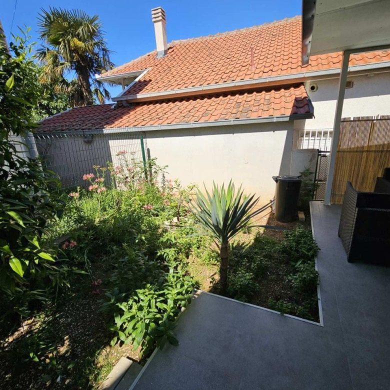 2-Bedroom House for Sale in Dobra Voda, Montenegro