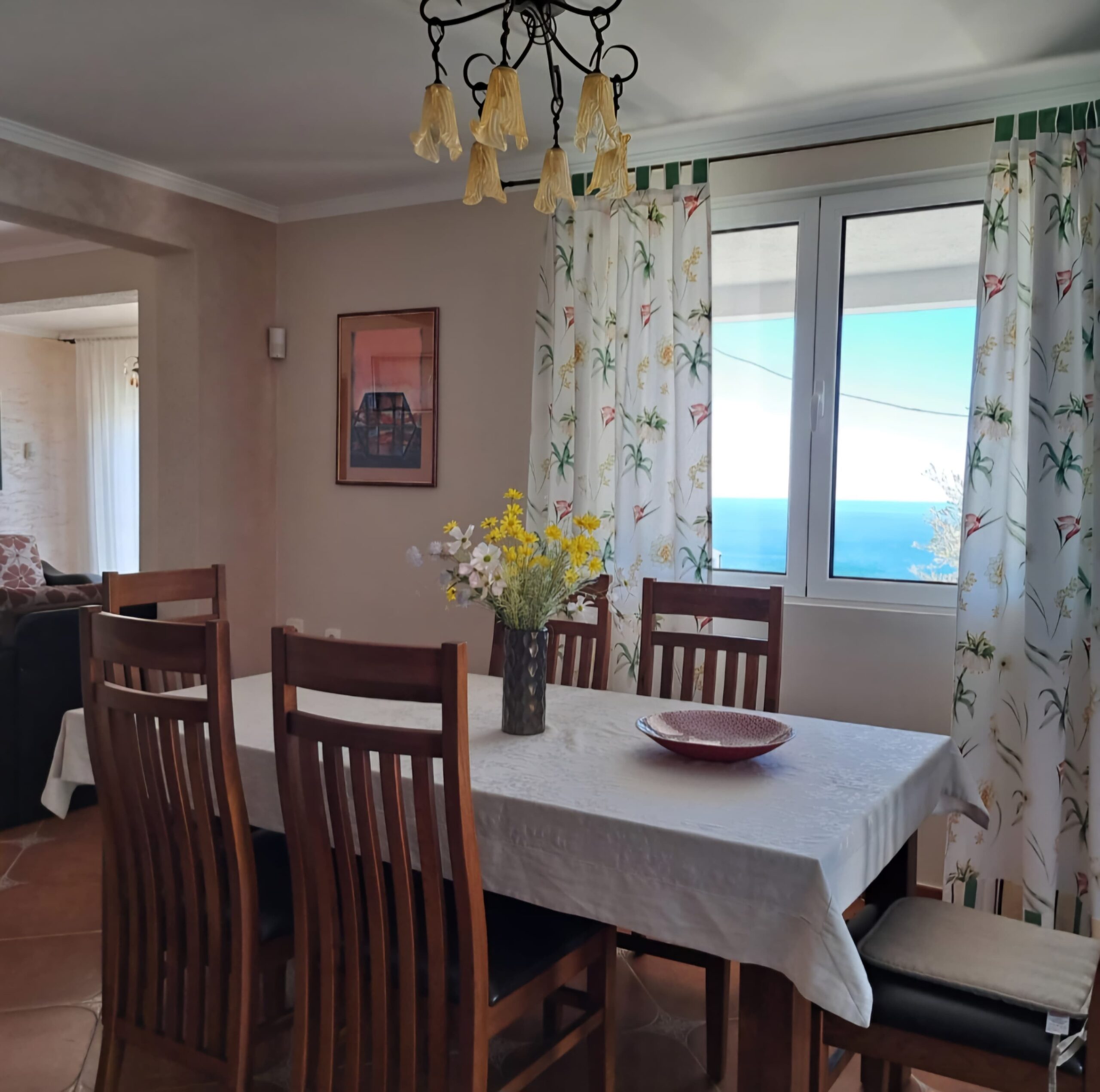 Villa with Pool for Sale in Blizikuce — Montenegro