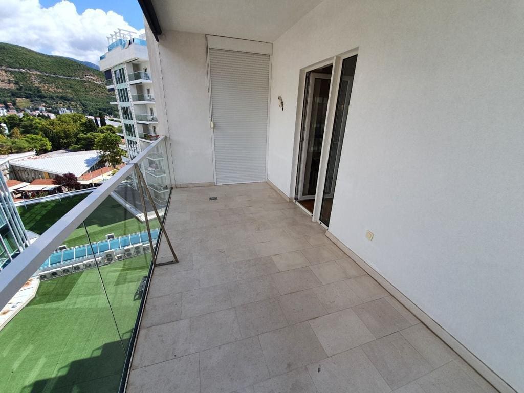 Exquisite 3-Bedroom Apartment at Tre Canne — Montenegro