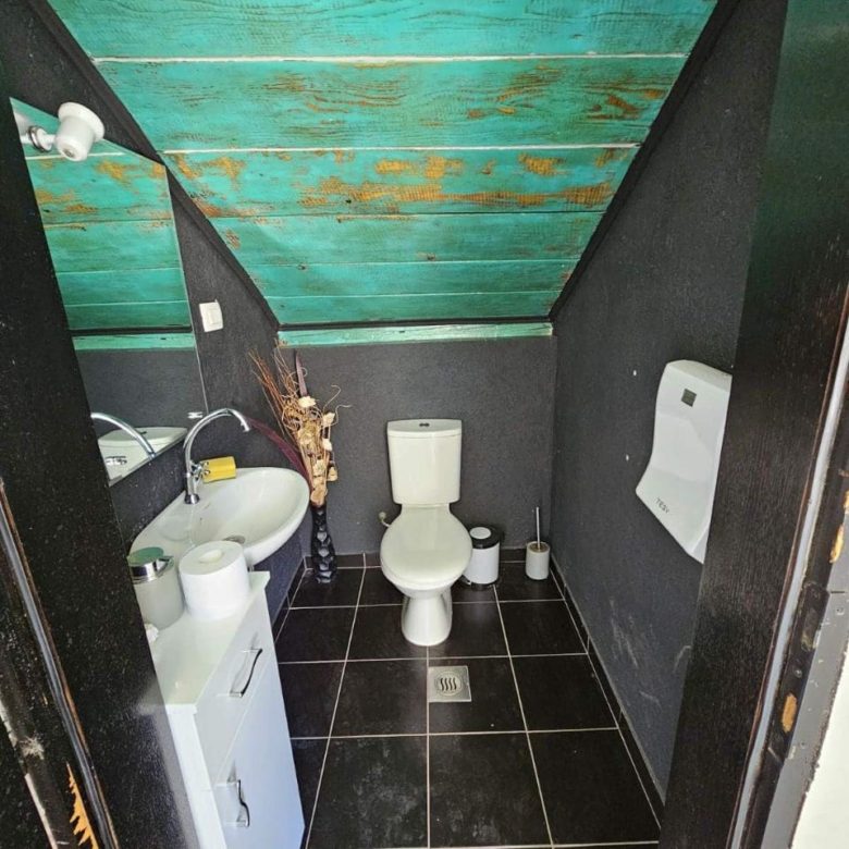 2-Bedroom House for Sale in Dobra Voda, Montenegro