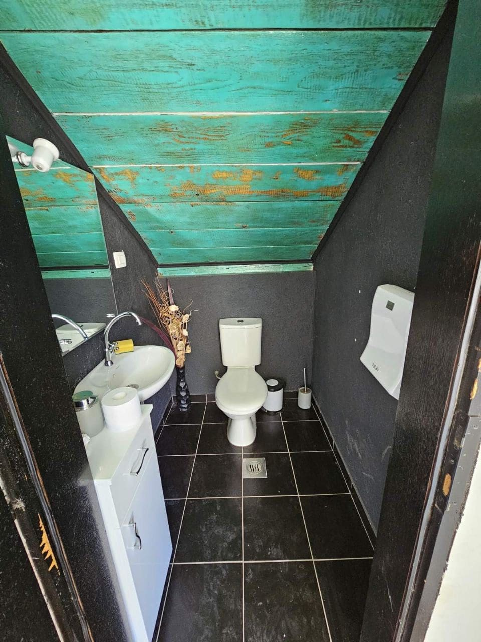 2-Bedroom House for Sale in Dobra Voda, Montenegro