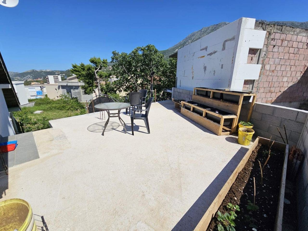 2-Bedroom House for Sale in Dobra Voda, Montenegro