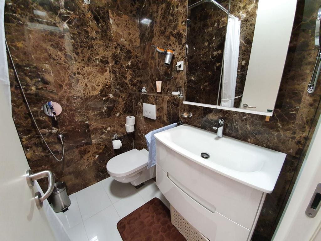 Exquisite 3-Bedroom Apartment at Tre Canne — Montenegro