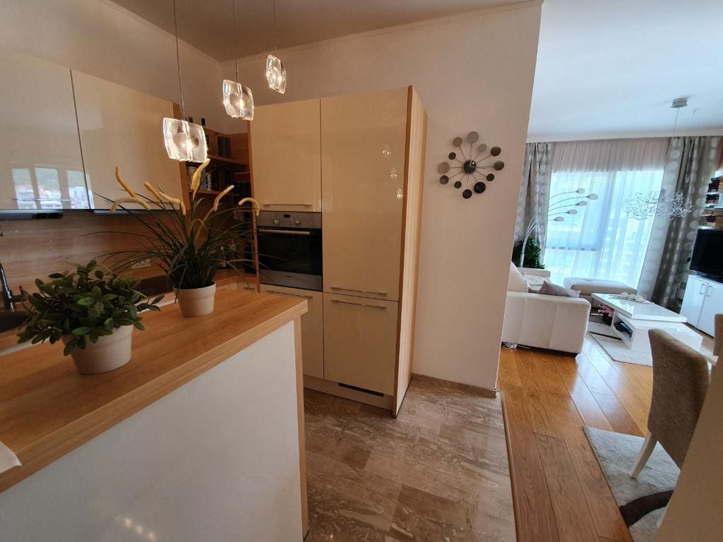 Exquisite 3-Bedroom Apartment at Tre Canne — Montenegro