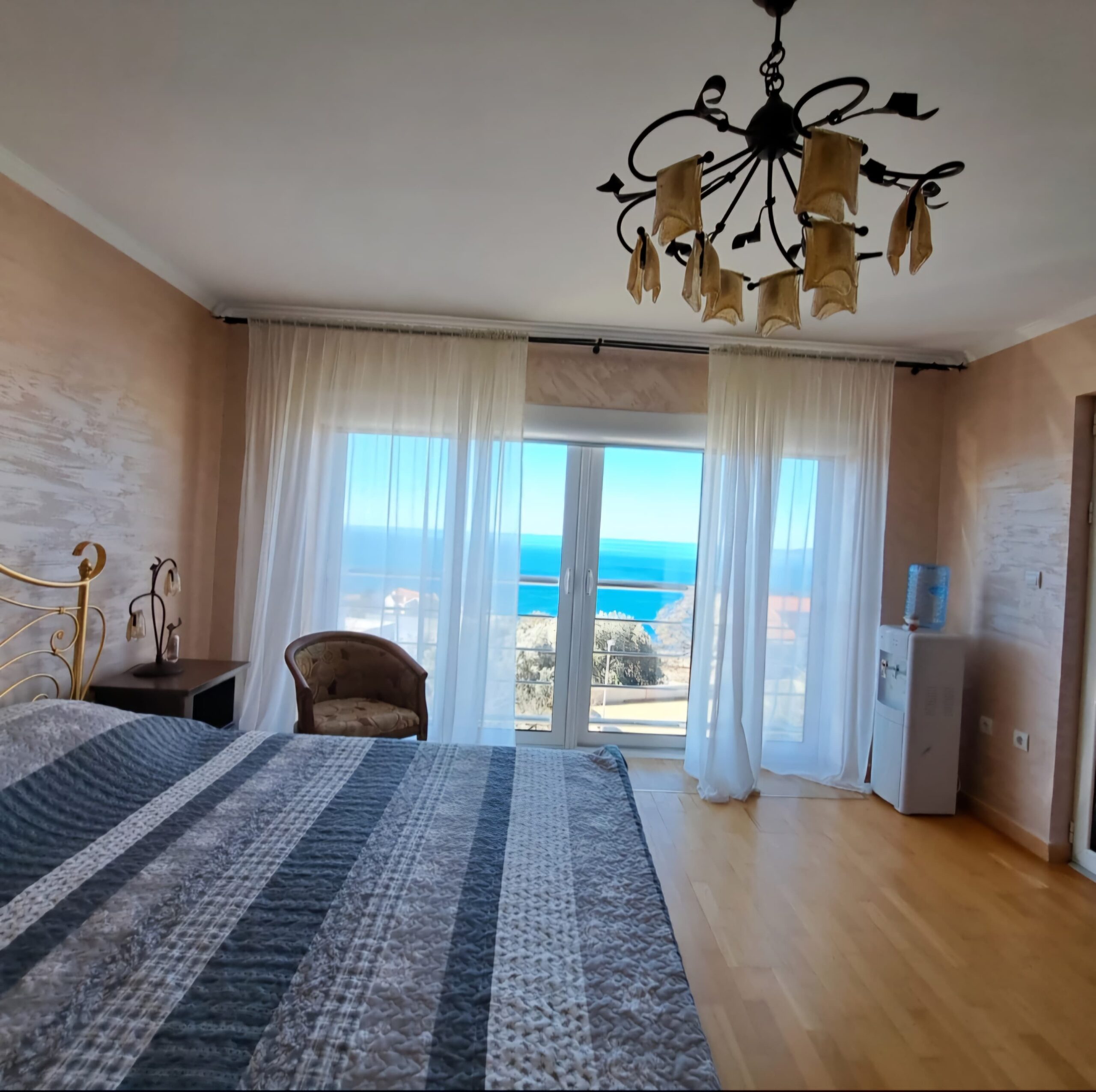 Villa with Pool for Sale in Blizikuce — Montenegro