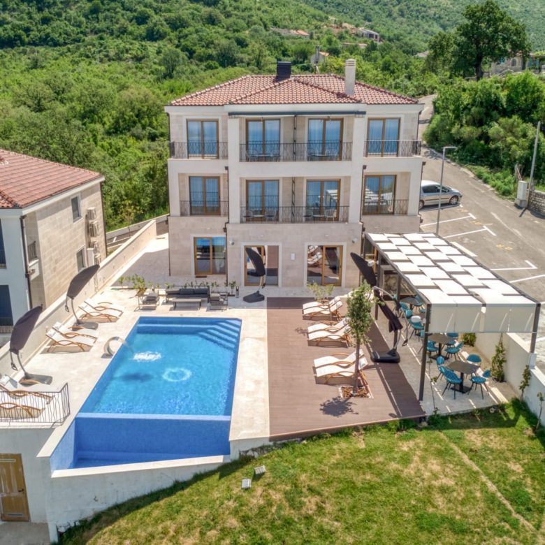 Montenegro Luxusvillen mit Panoramablick — Montenegro