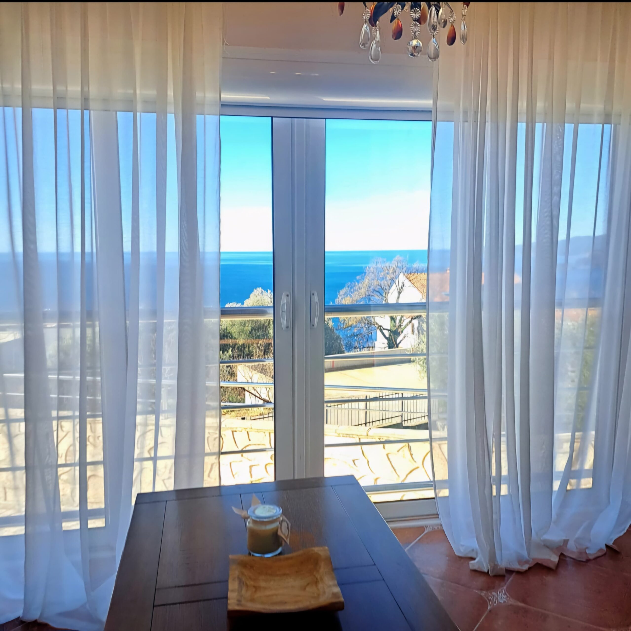 Villa with Pool for Sale in Blizikuce — Montenegro