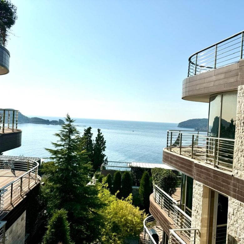 Luxurious Villa in Dukley Gardens-Budva — Montenegro