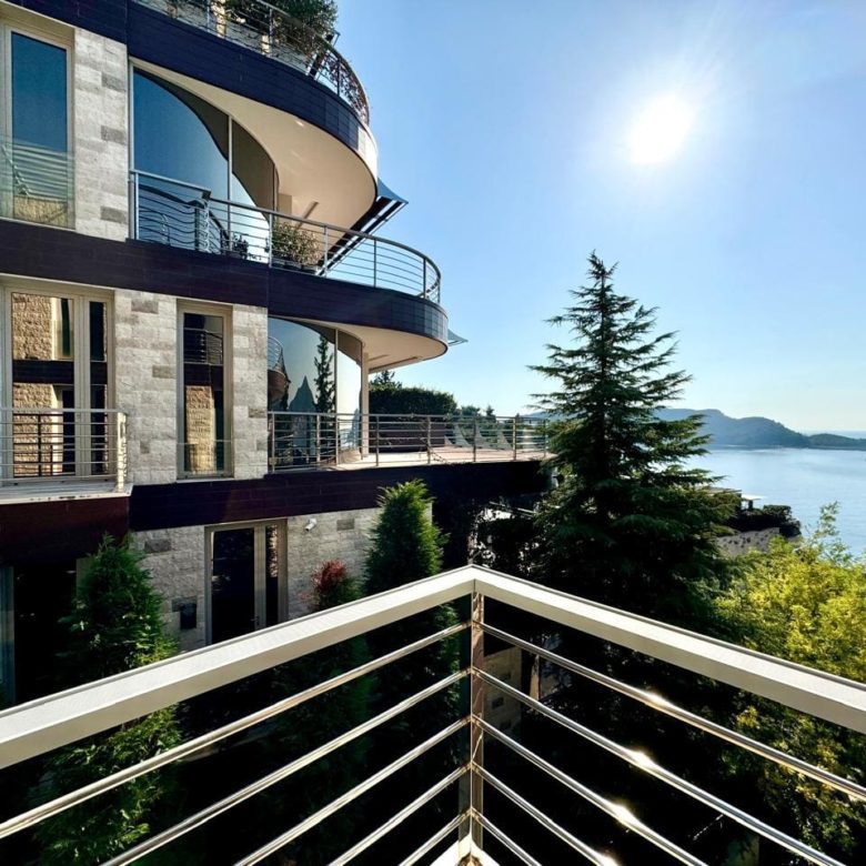 Luxurious Villa in Dukley Gardens-Budva — Montenegro