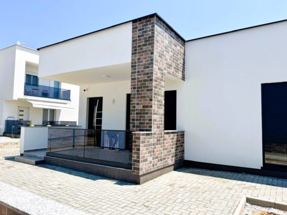modern house for sale in Donji Stoj