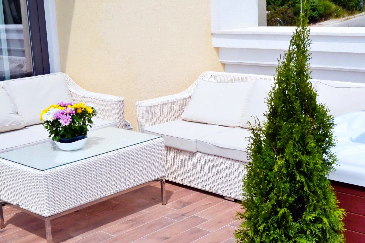 Exklusives Penthouse mit Panorama-Meerblick in Becici — Montenegro