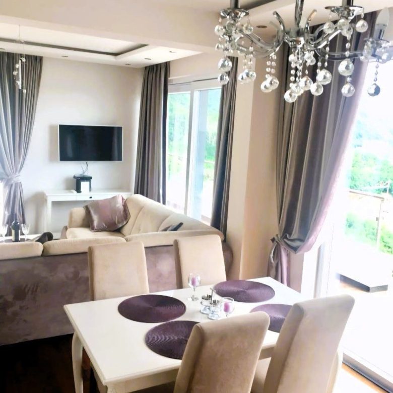 Exklusives Penthouse mit Panorama-Meerblick in Becici — Montenegro