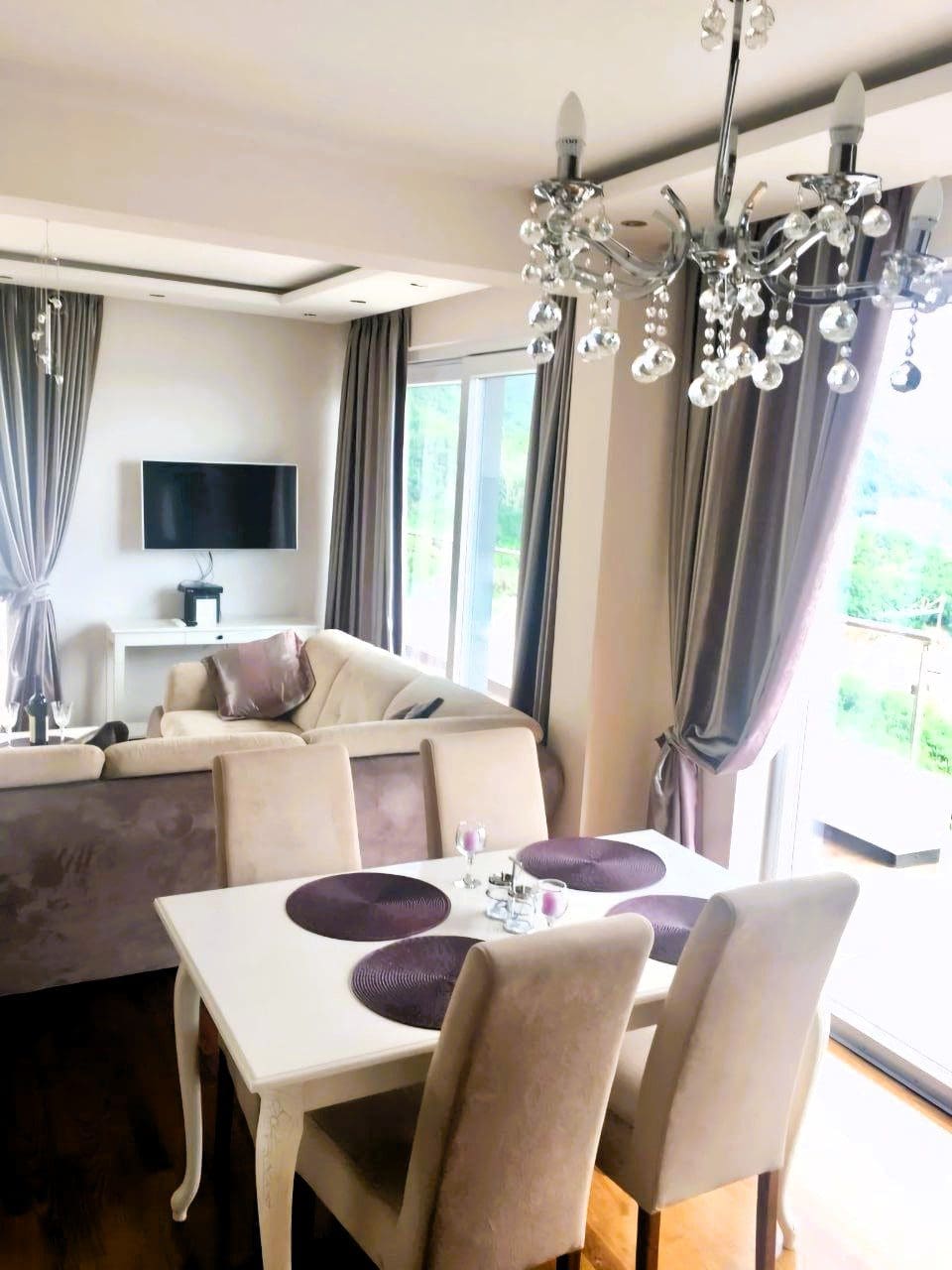 Exklusives Penthouse mit Panorama-Meerblick in Becici — Montenegro