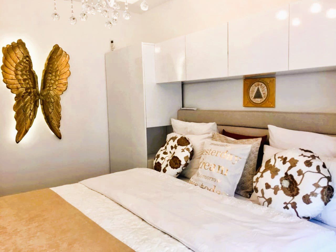 Exklusives Penthouse mit Panorama-Meerblick in Becici — Montenegro