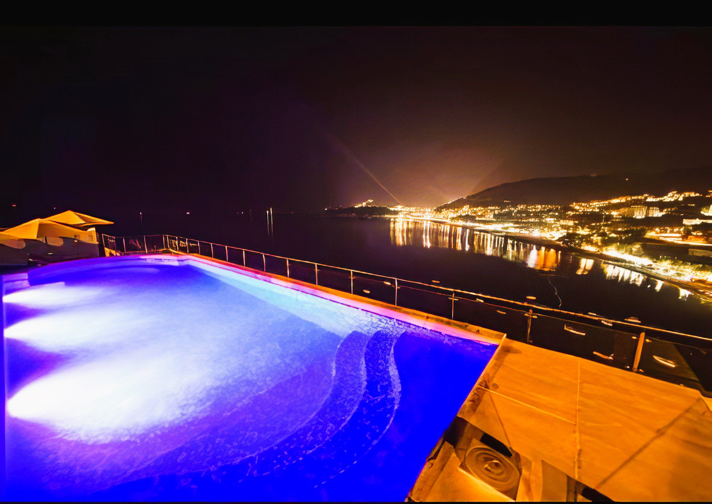 Spacious Beachfront Apartment in Rafailovici — Montenegro