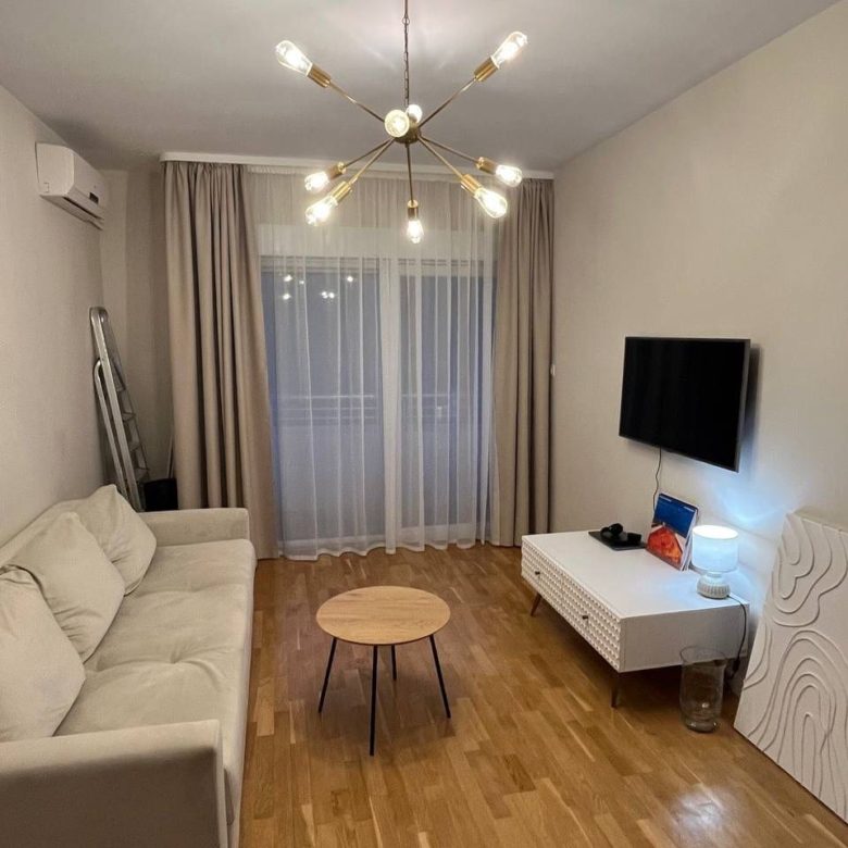 1-Zimmer-Wohnung in Bečići mit Meeres- und Bergblick