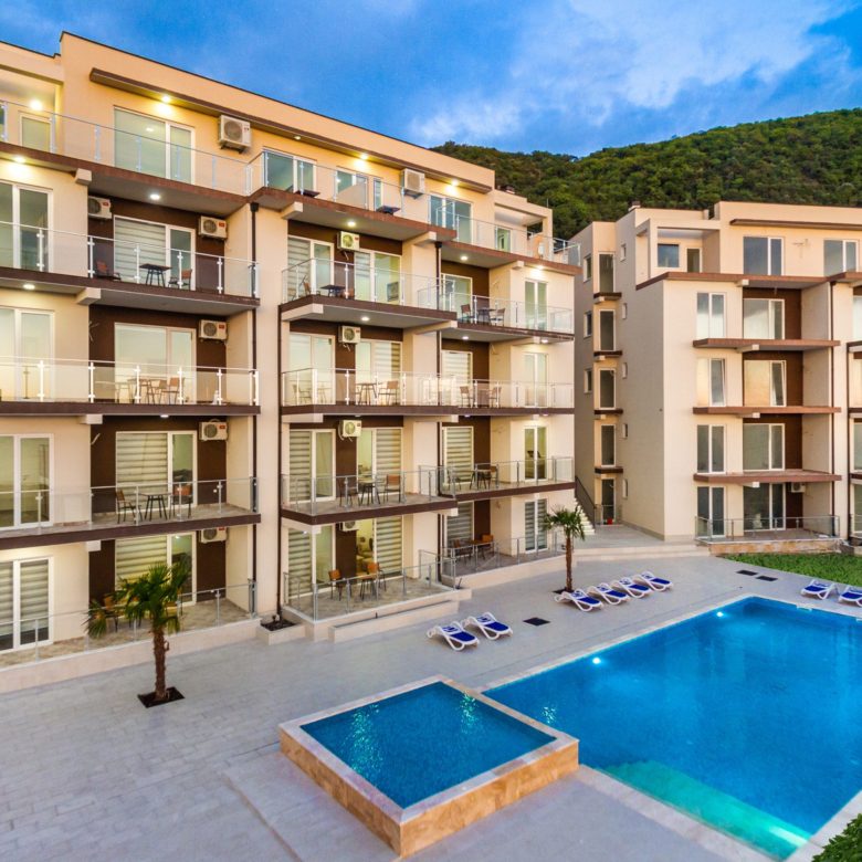 Spacious 2-Bedroom Apartment — Montenegro