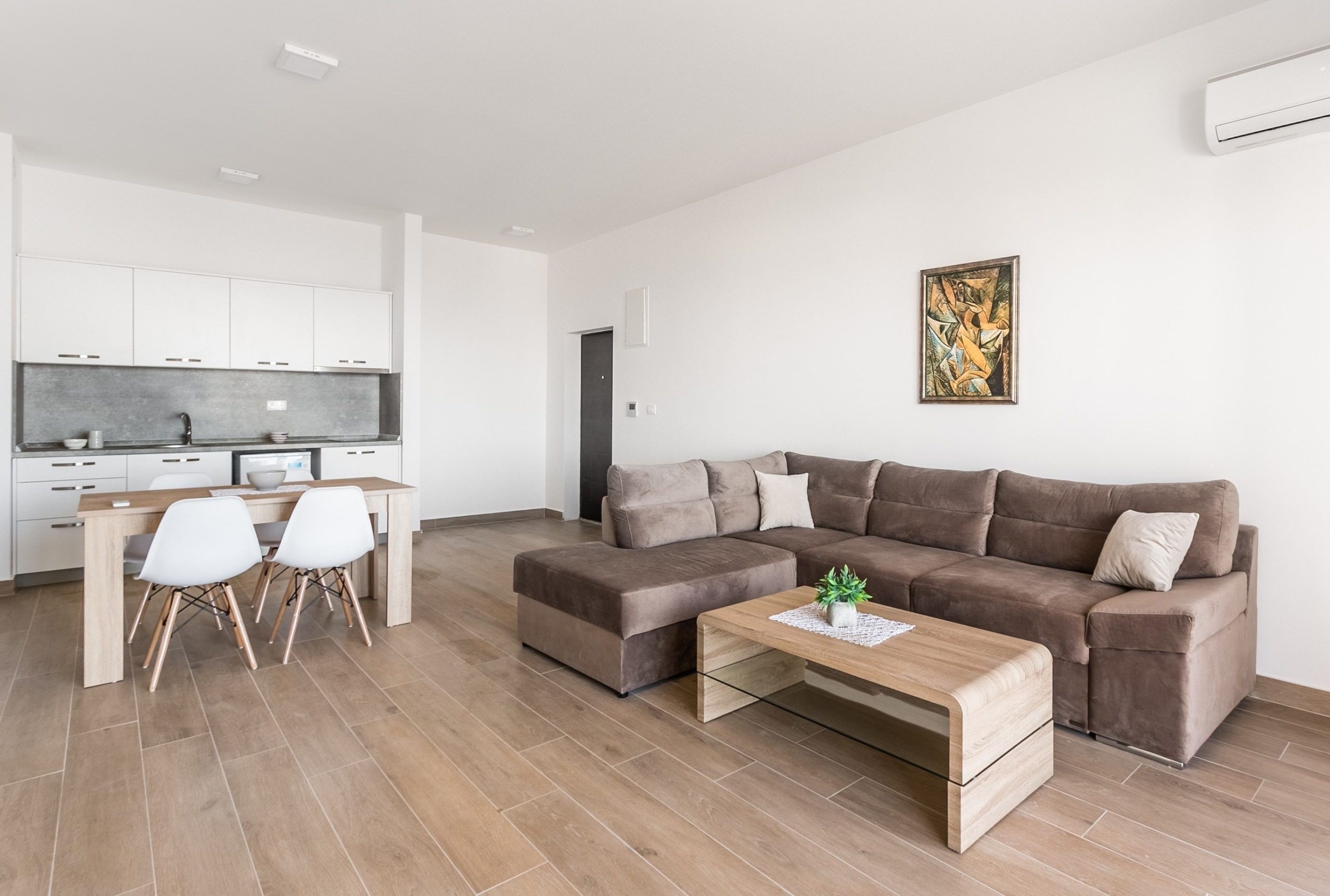 Spacious 2-Bedroom Apartment — Montenegro