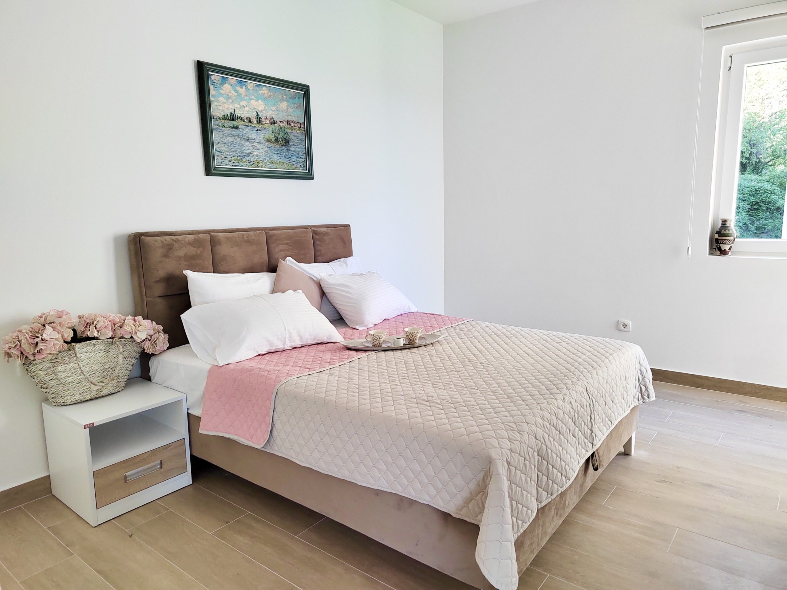 Spacious 2-Bedroom Apartment — Montenegro