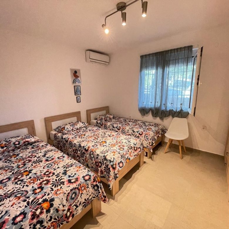 Spacious 108m² Apartment with Private Garden — Montenegro