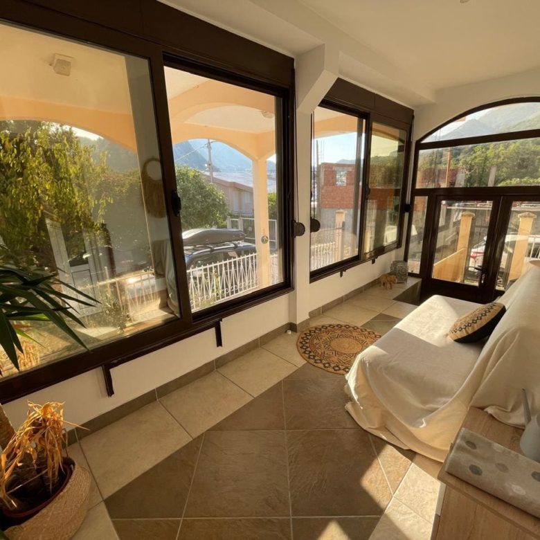 Spacious 108m² Apartment with Private Garden — Montenegro