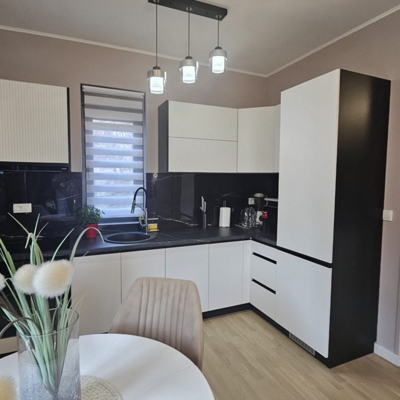 Modern Furnished Apartment with Sea View in Budva — Montenegro