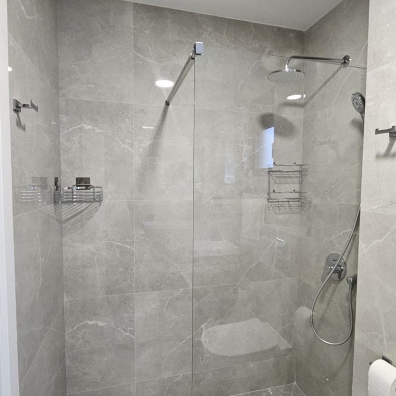 Modern Furnished Apartment with Sea View in Budva — Montenegro