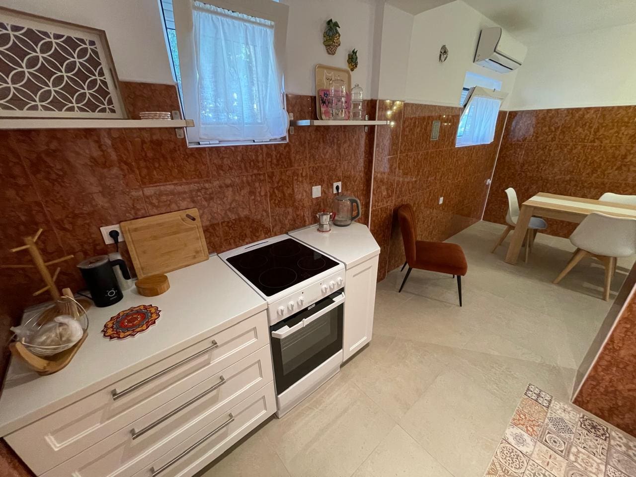 Spacious 108m² Apartment with Private Garden — Montenegro