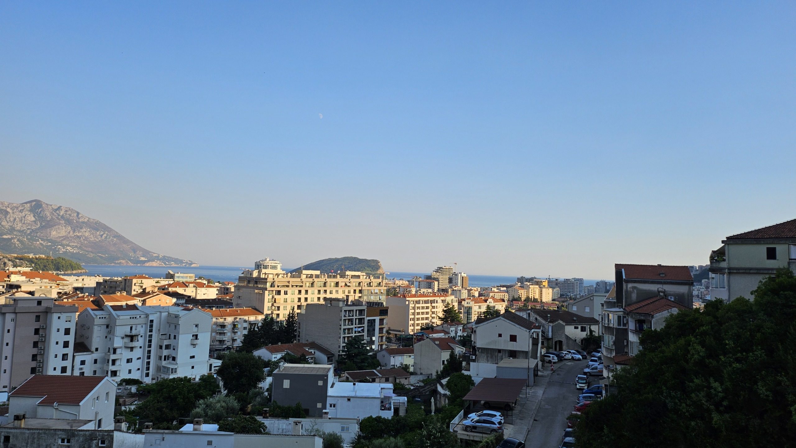 Modern Furnished Apartment with Sea View in Budva — Montenegro