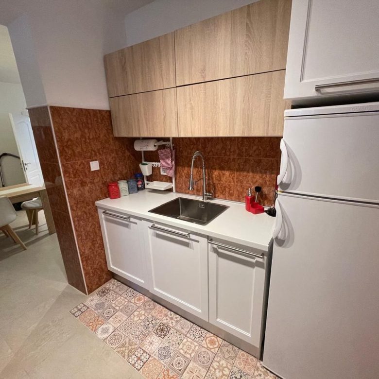 Spacious 108m² Apartment with Private Garden — Montenegro