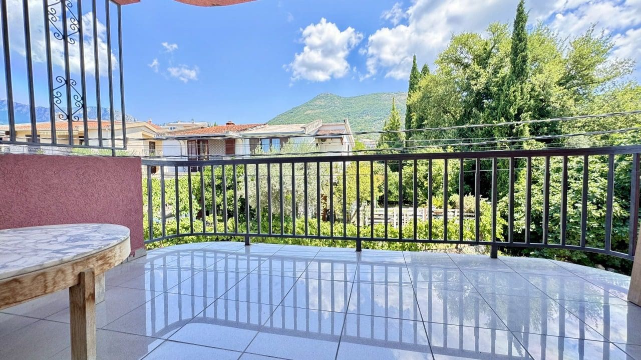 Cozy 2-Bedroom Apartment in Bar-In Process of Legalization — Montenegro