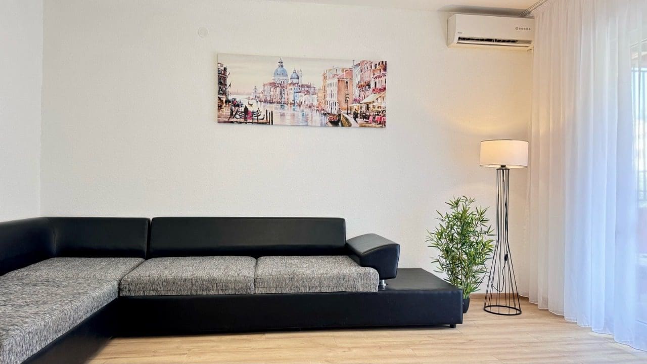 Cozy 2-Bedroom Apartment in Bar-In Process of Legalization — Montenegro