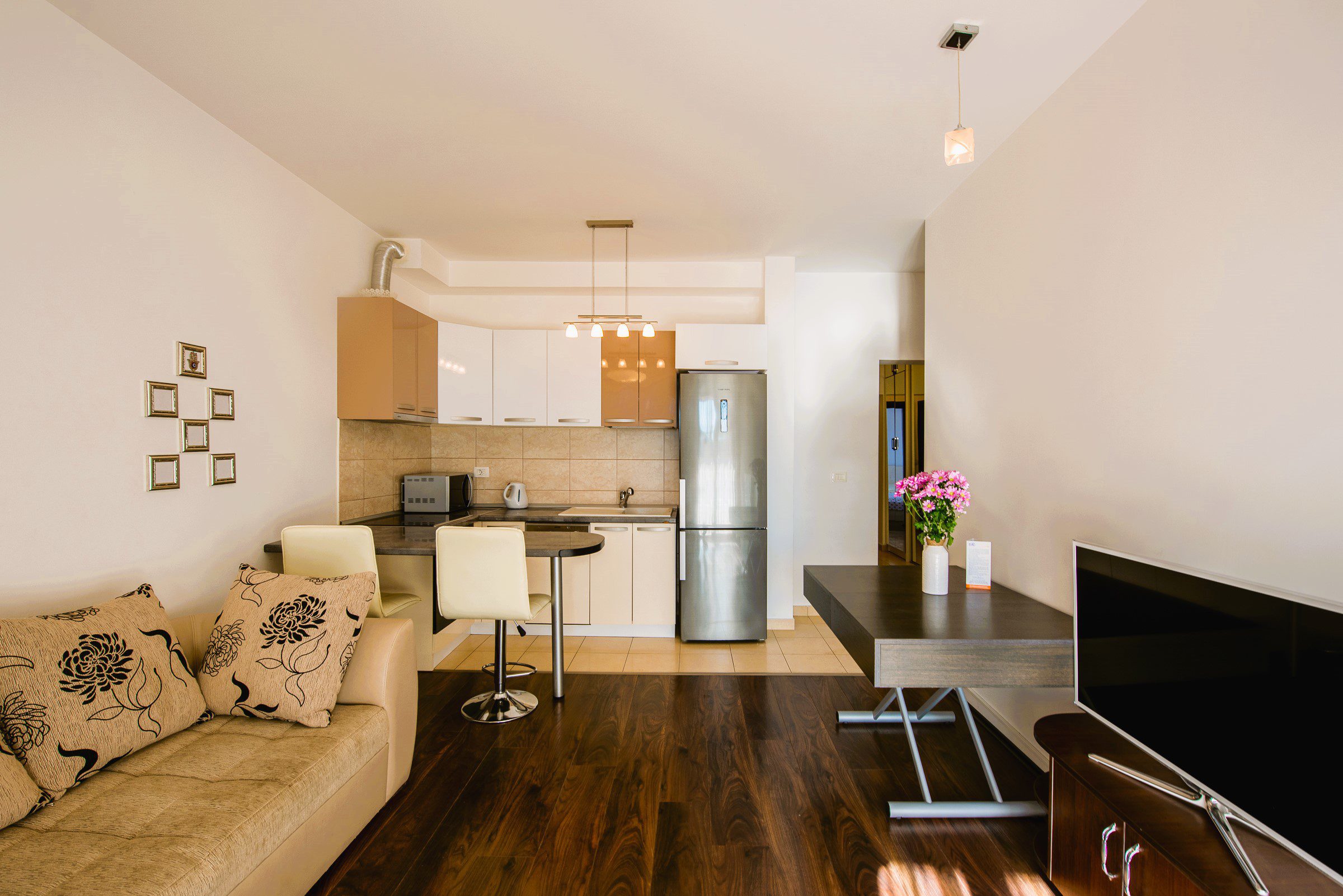 Modern 2-Bedroom Apartment in City 2 Apartments — Montenegro