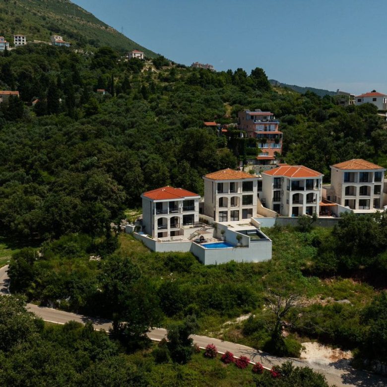 Luxurious Villa Zoe in Reževići — Montenegro