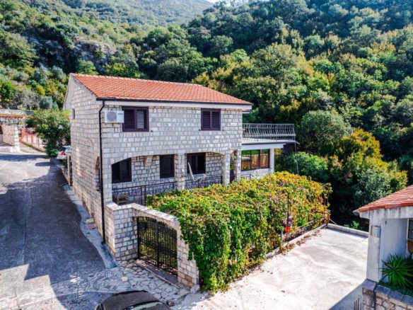3-Story House for Sale in Čučici – Bečići, Montenegro
