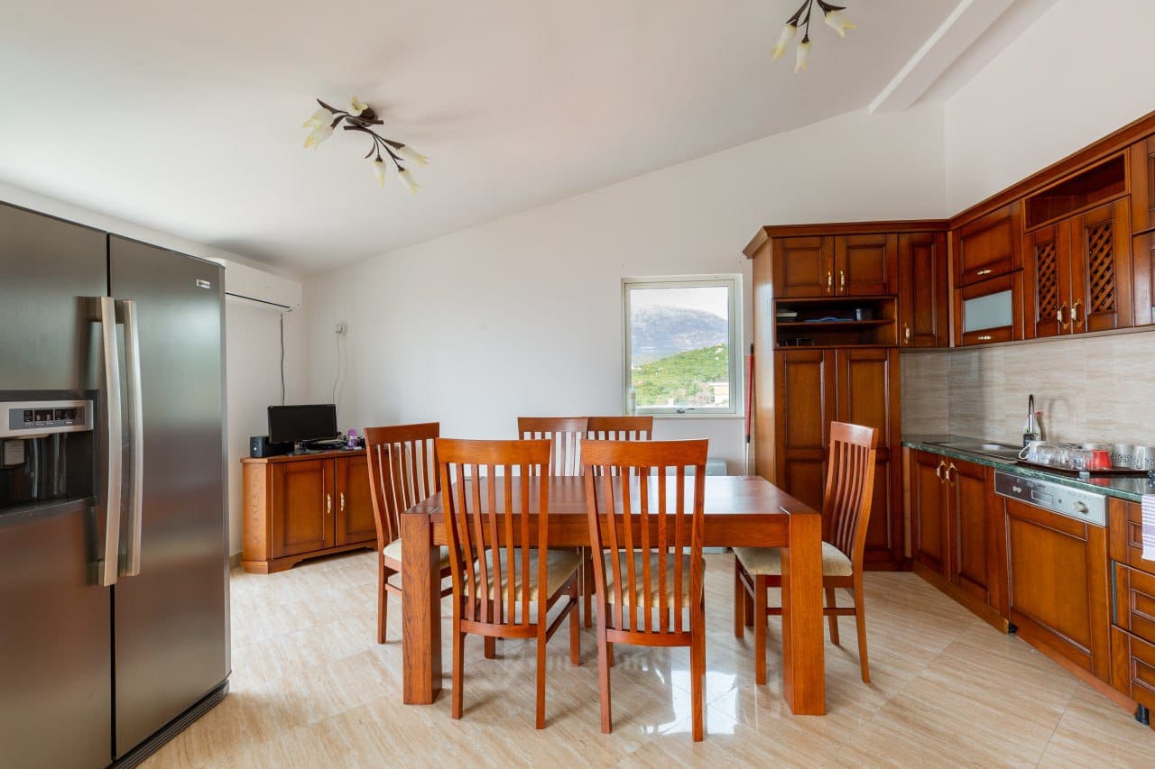Spacious 2-Bedroom Apartment with Sea View — Montenegro
