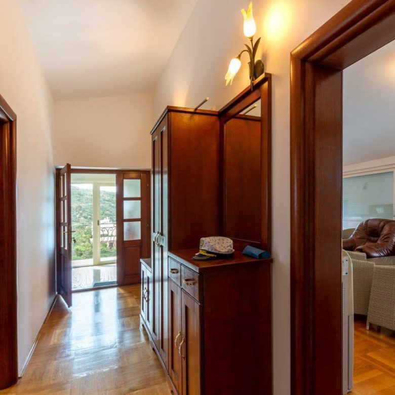 Spacious 2-Bedroom Apartment with Sea View — Montenegro