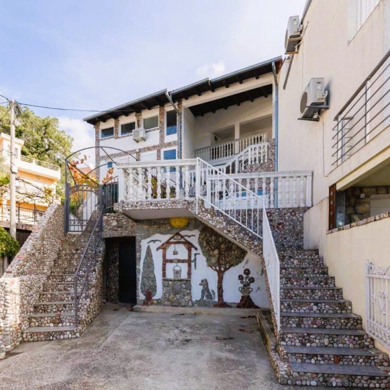 House for Sale in Sutomore — Montenegro